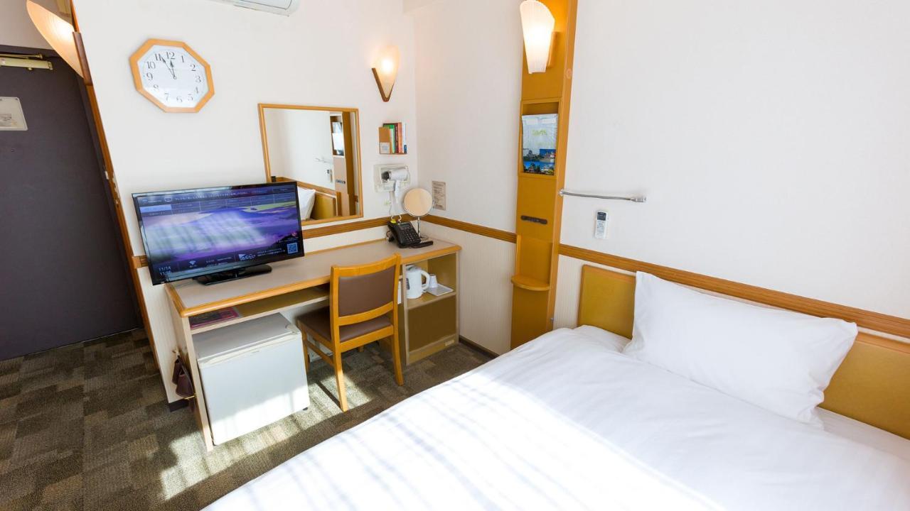 Toyoko Inn Hokkaido Kushiro Juji-Gai Exteriör bild